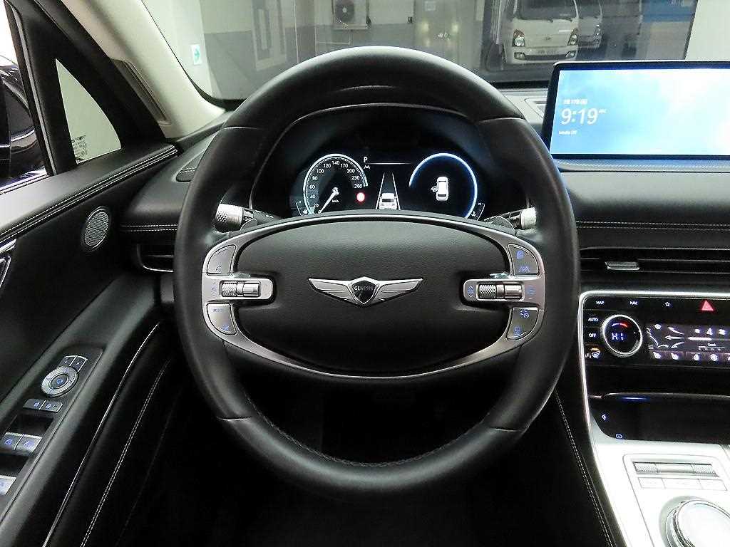 Genesis GV80 - Vista 7