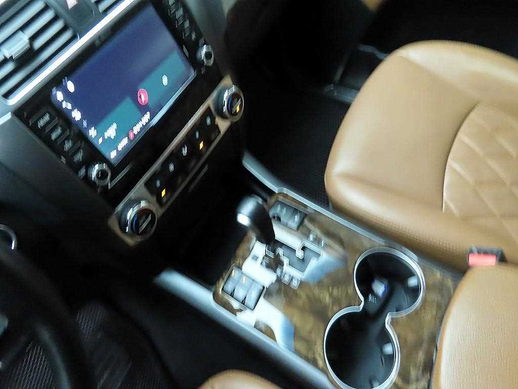 KIA Mohave 2017 Blanco - Importación desde Corea - HF Imports Iquique - Foto 16