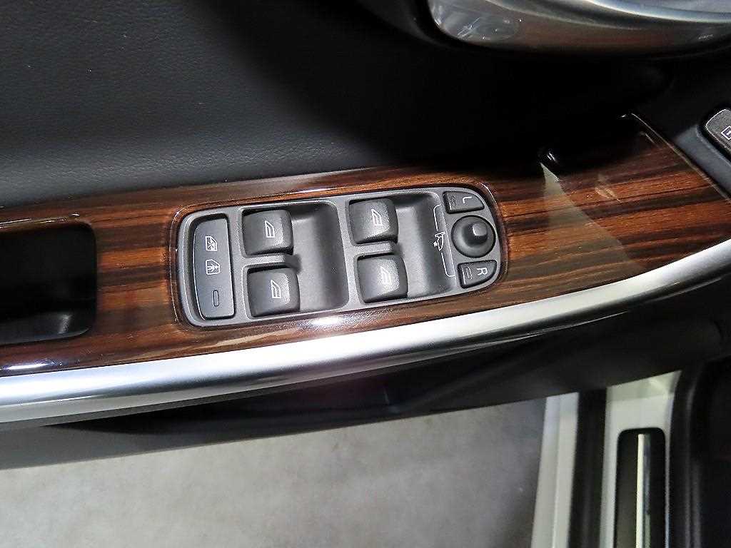 Volvo XC60 2017 Blanco - Importación desde Corea - HF Imports Iquique - Foto 13