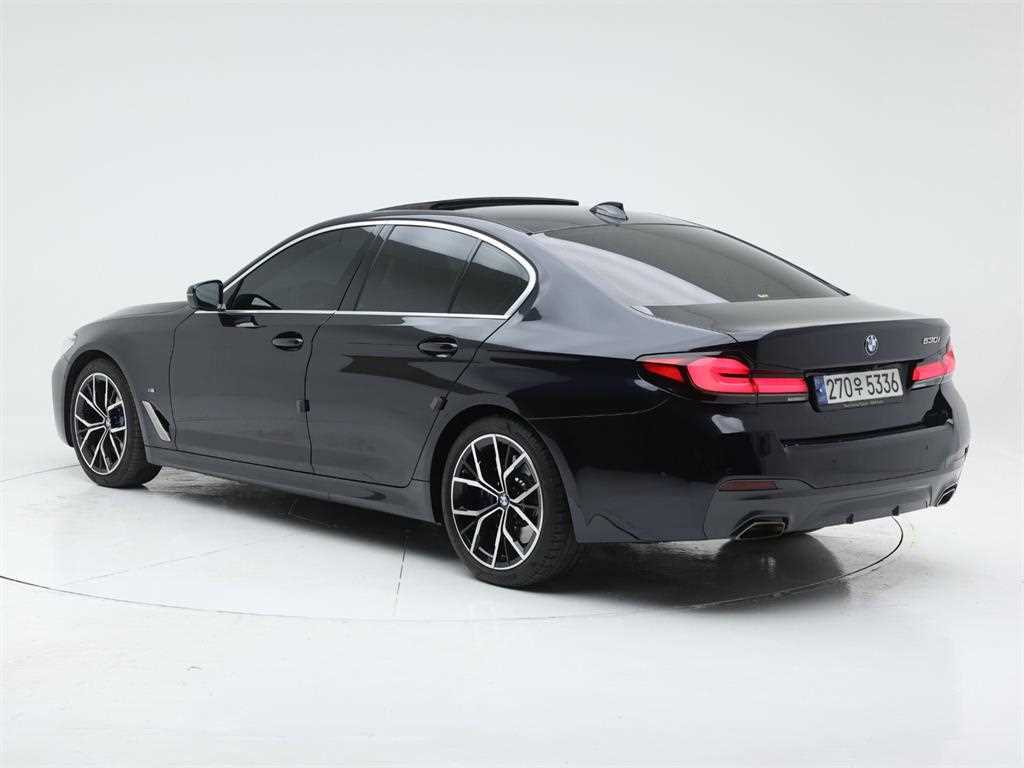 BMW 5 Series - Vista 4