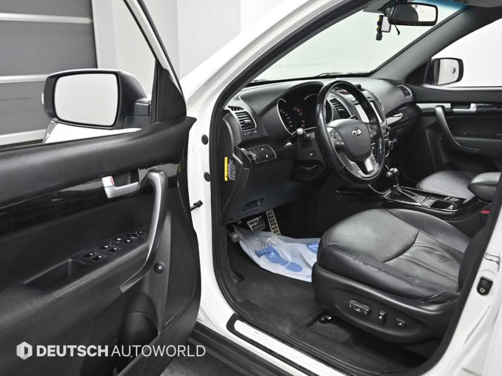 KIA Sorento - Vista 11