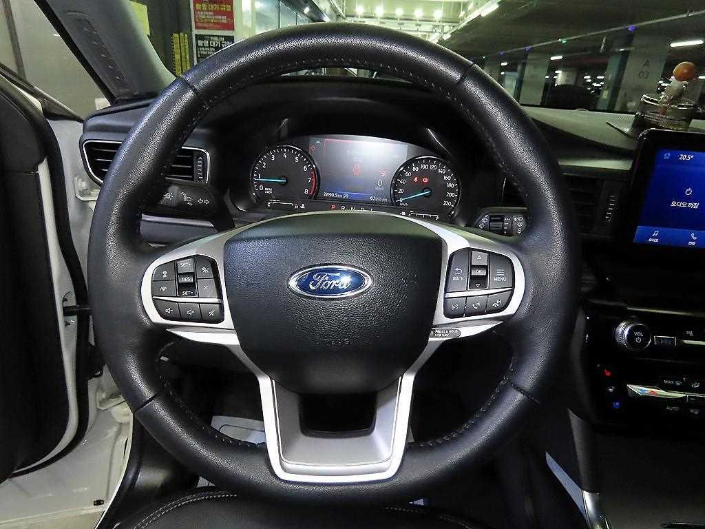 Ford Explorer - Vista 8