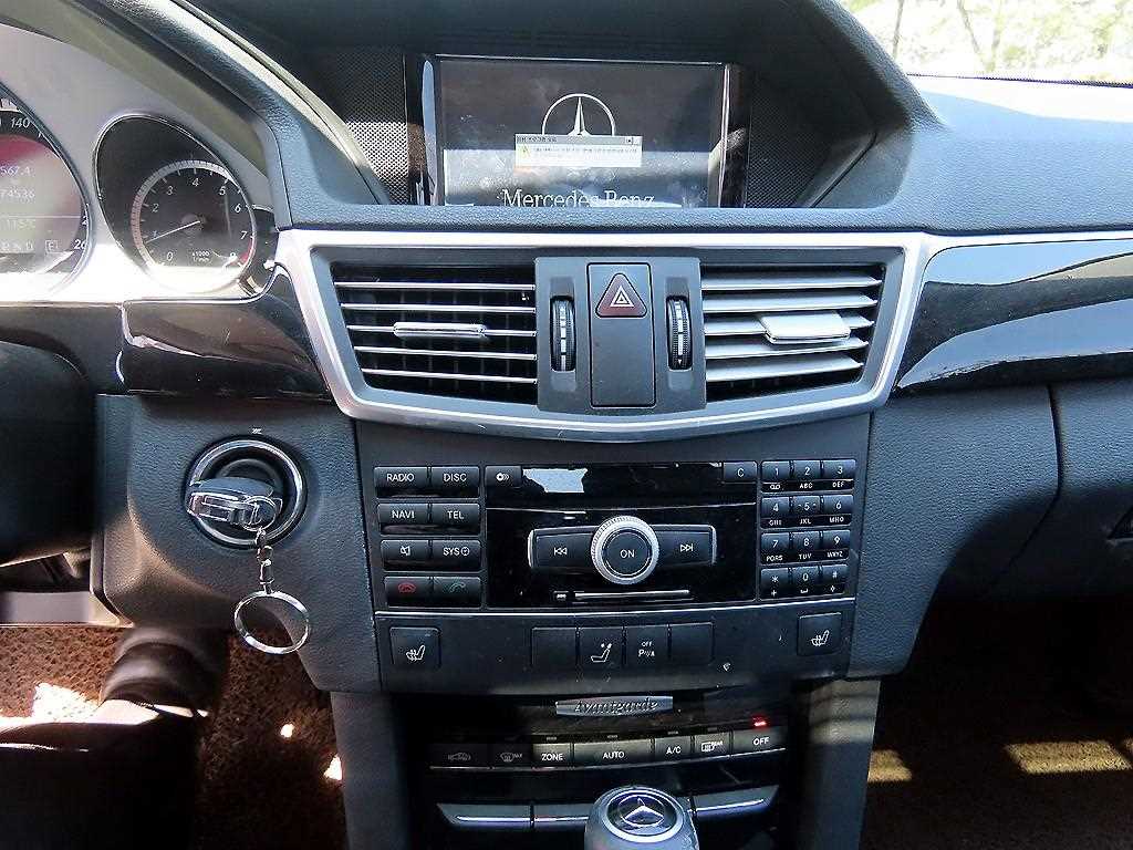 Mercedes Benz E class 2011 Blanco - Importación desde Corea - HF Imports Iquique - Foto 13