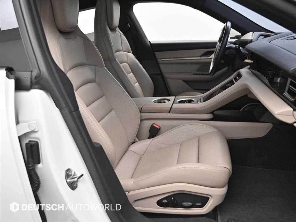 Porsche Taycan - Vista 9