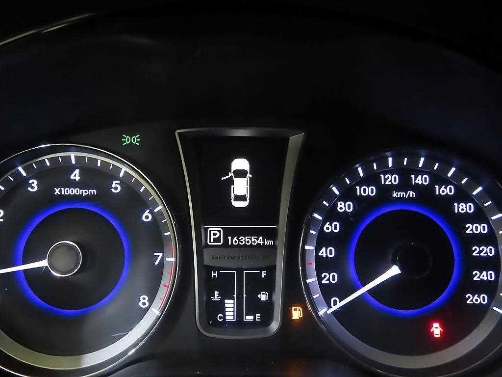 HYUNDAI Grandeur - Vista 9