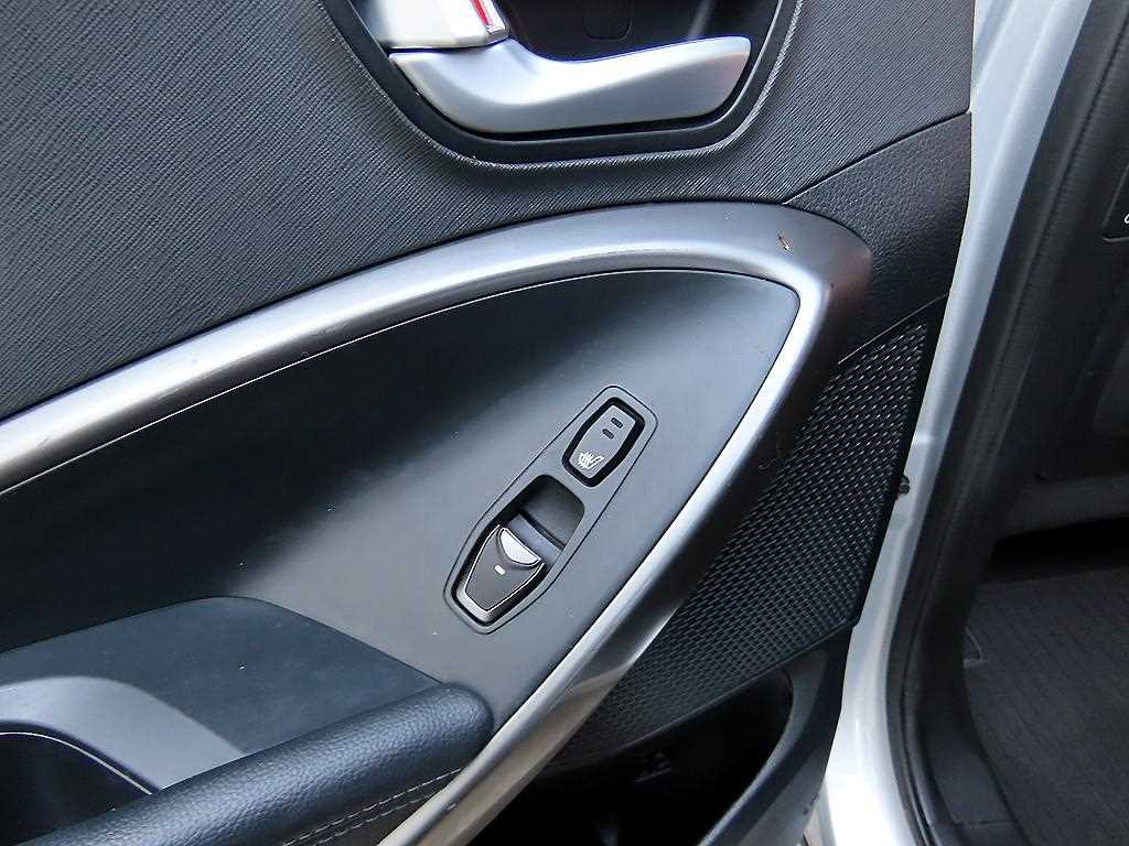 HYUNDAI Santa Fe 2016 Plateado - Importación desde Corea - HF Imports Iquique - Foto 15