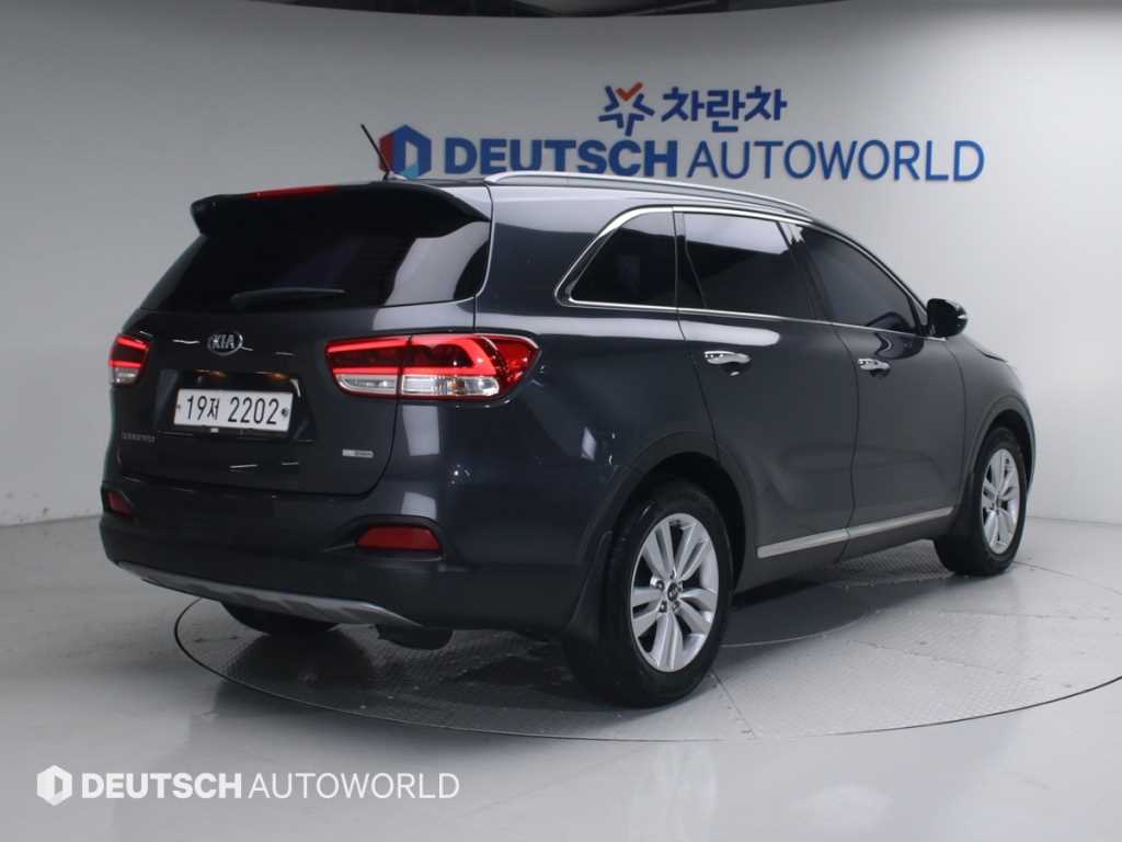 KIA Sorento - Vista 4