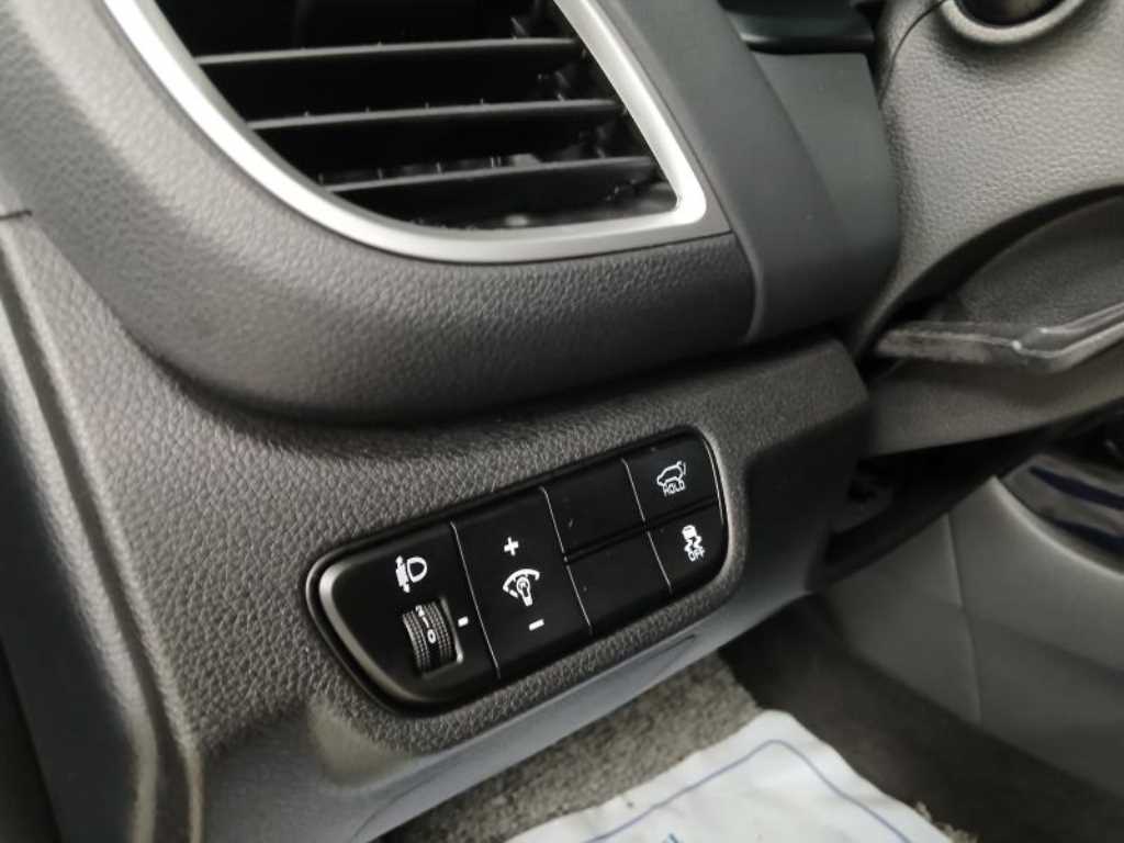 KIA Seltos - Vista 11