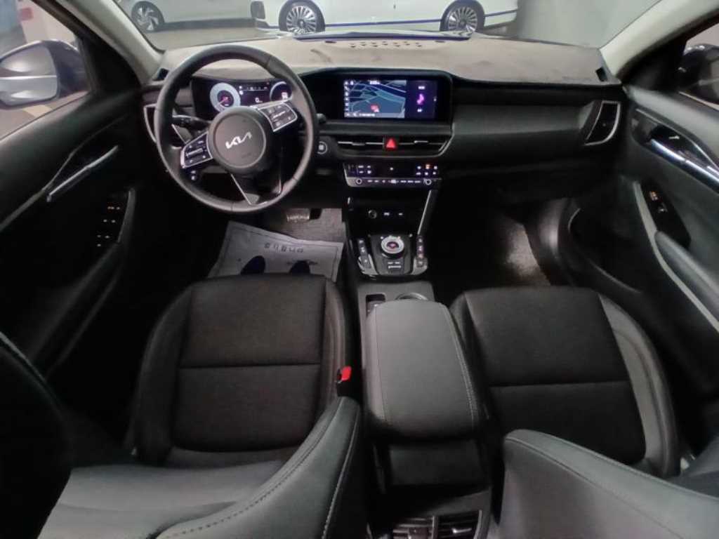 KIA Seltos - Vista 6