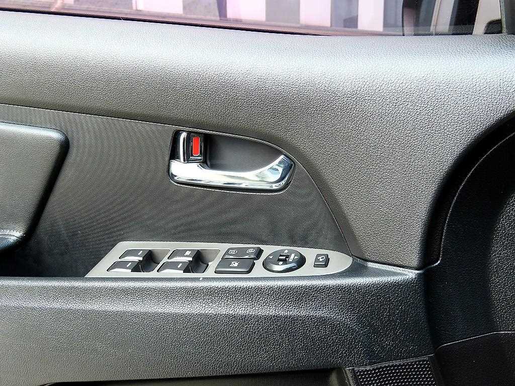 KIA Sportage - Vista 11