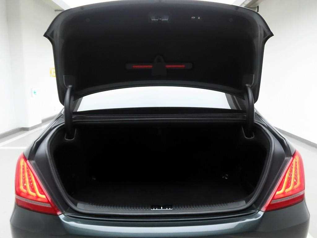 Genesis EQ900 - Vista 5