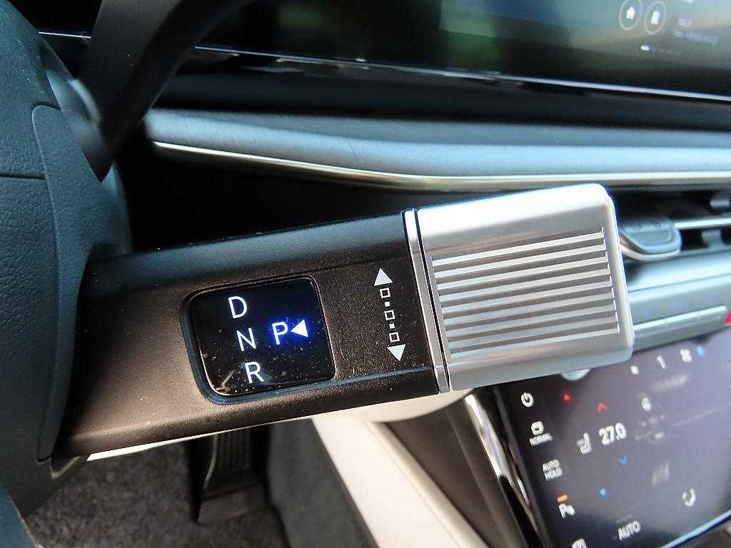 HYUNDAI Grandeur - Vista 11