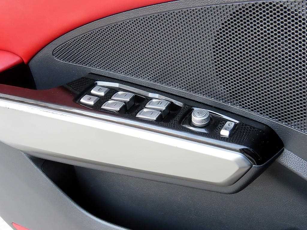 Ssangyong Tivoli - Vista 11