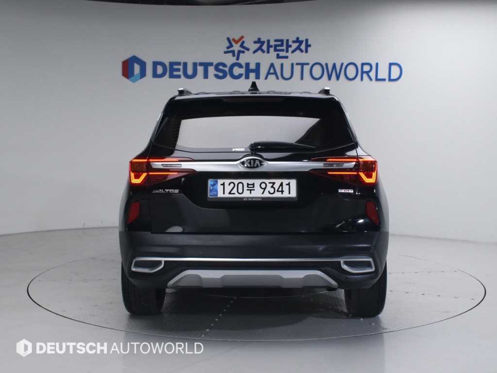 KIA Seltos - Vista 4