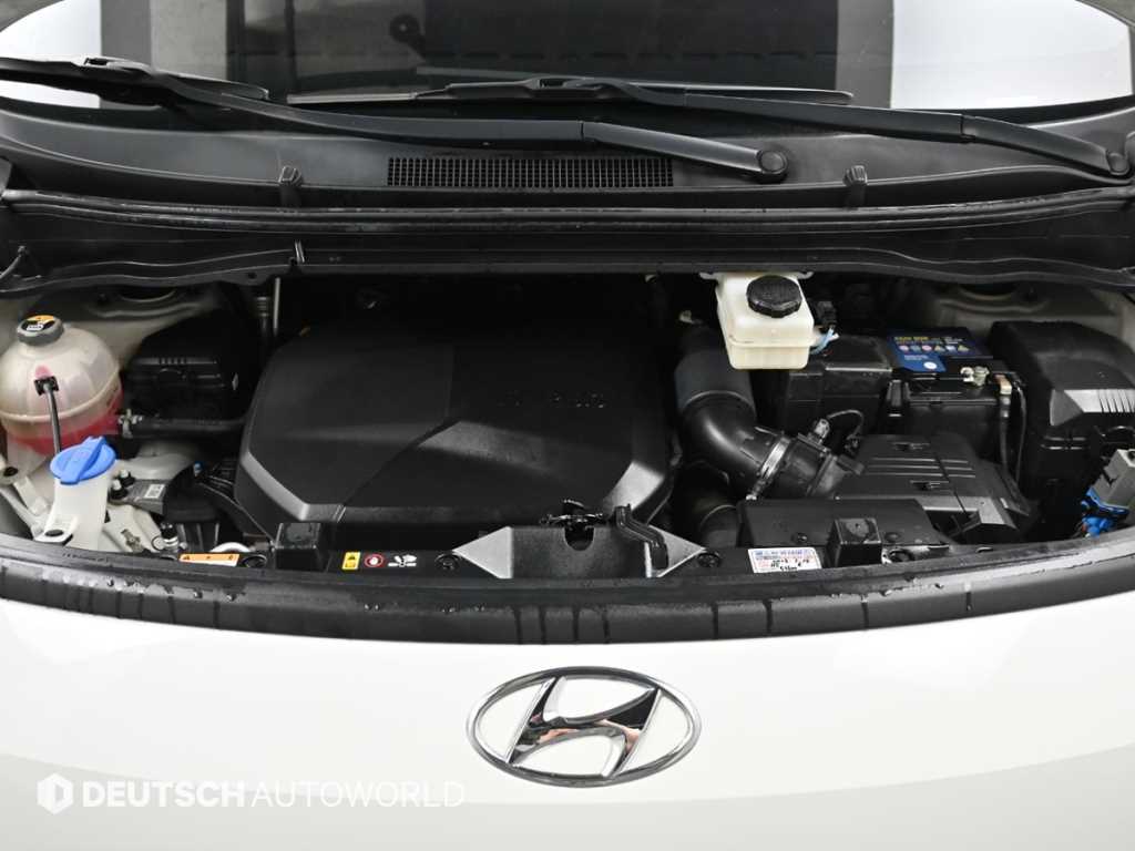 HYUNDAI Staria - Vista 6