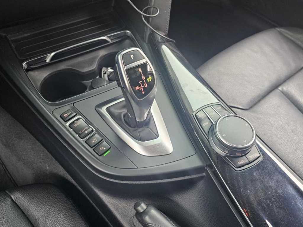 BMW 4 Series - Vista 9