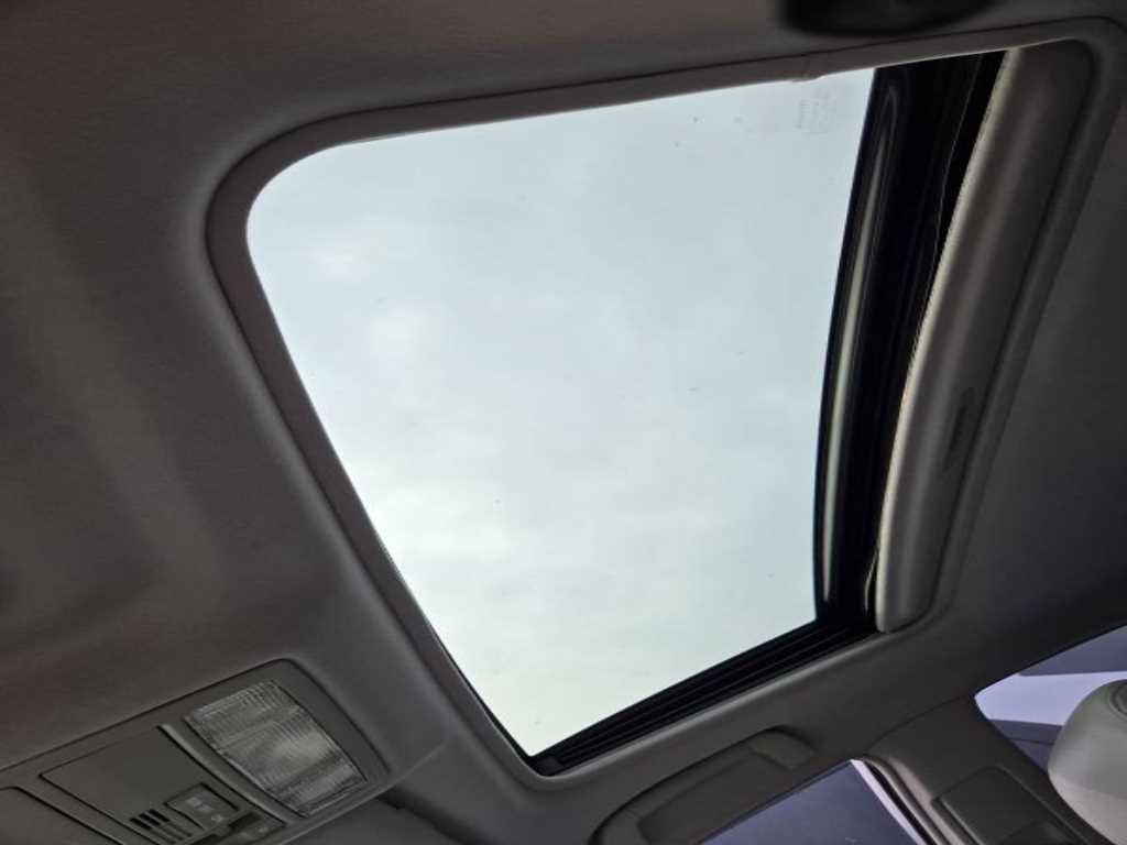 Toyota Camry - Vista 6
