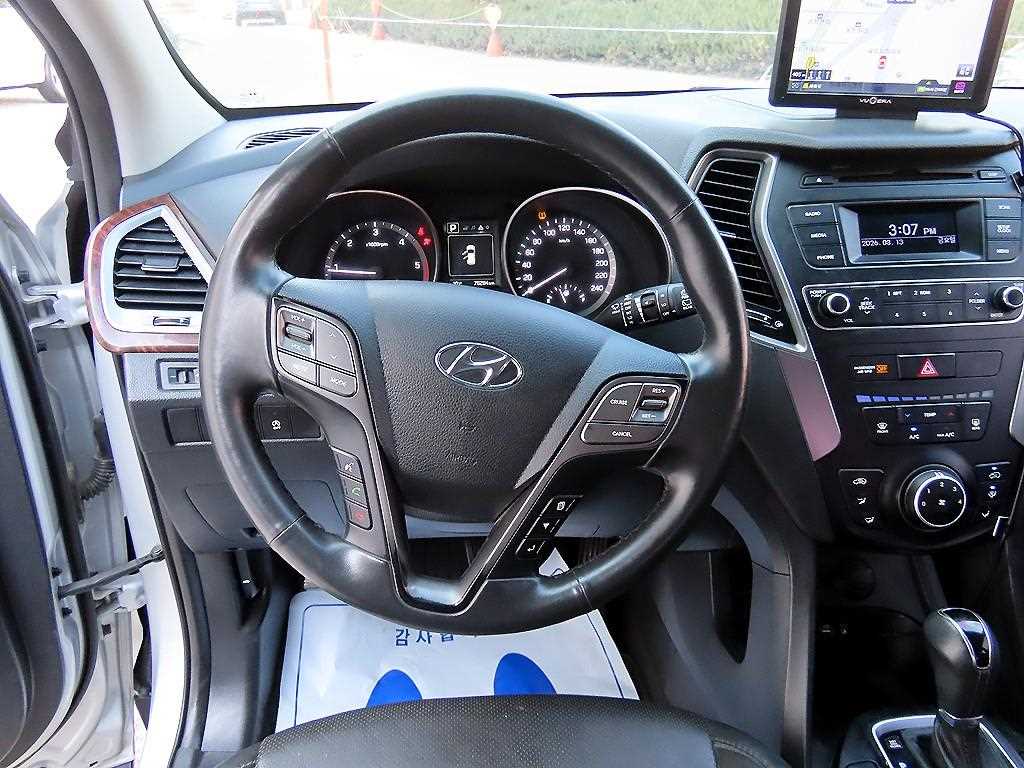 HYUNDAI Santa Fe - Vista 8