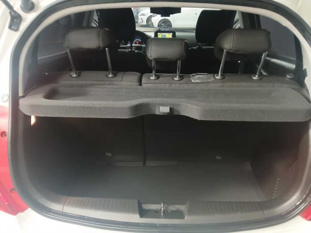 Chevrolet Spark 2017 Blanco - Importación desde Corea - HF Imports Iquique - Foto 18