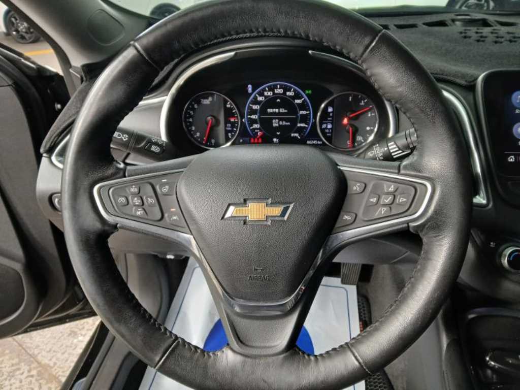 Chevrolet Malibu - Vista 8