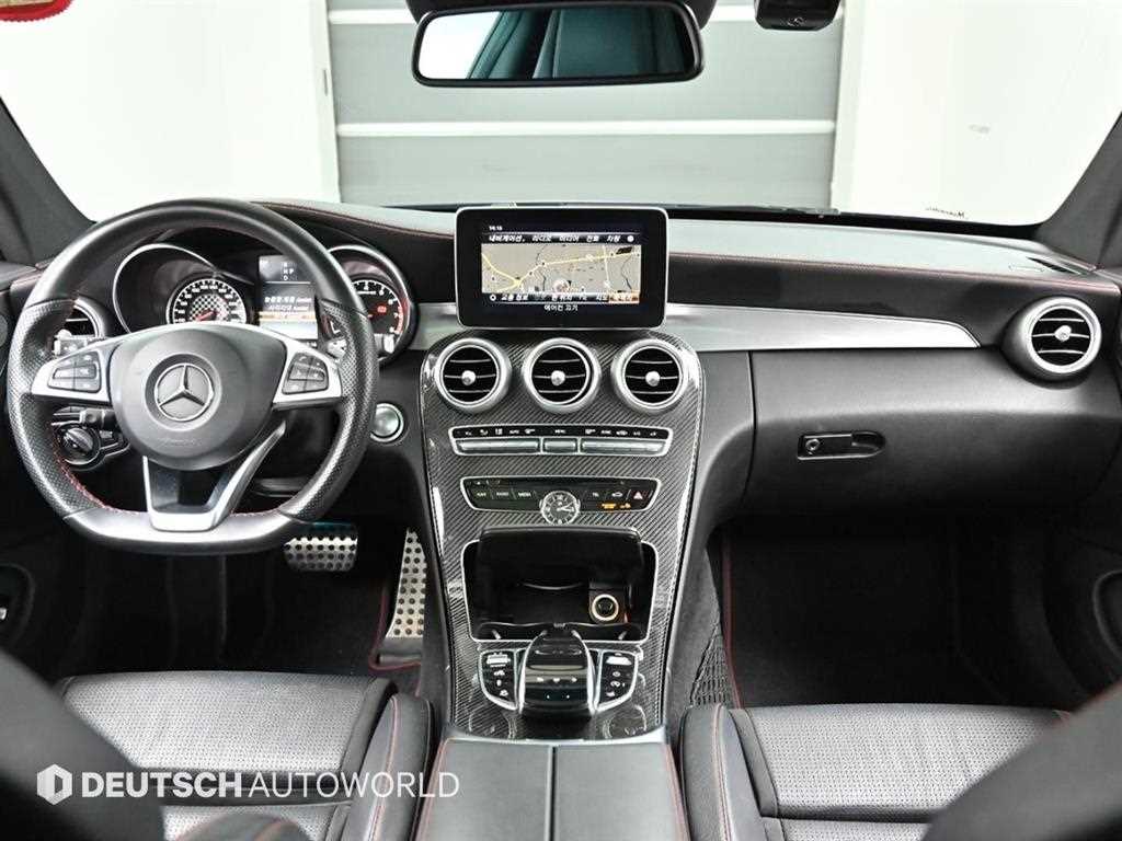 Mercedes Benz C Class - Vista 8