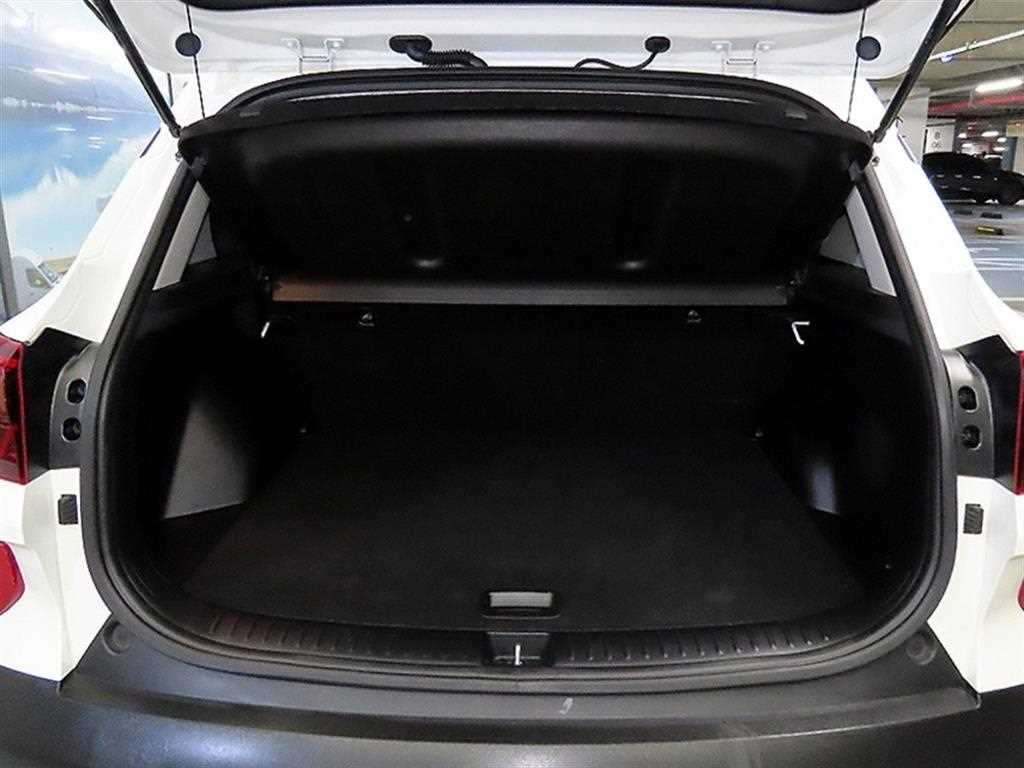 KIA Seltos 2023 Blanco - Importación desde Corea - HF Imports Iquique - Foto 17