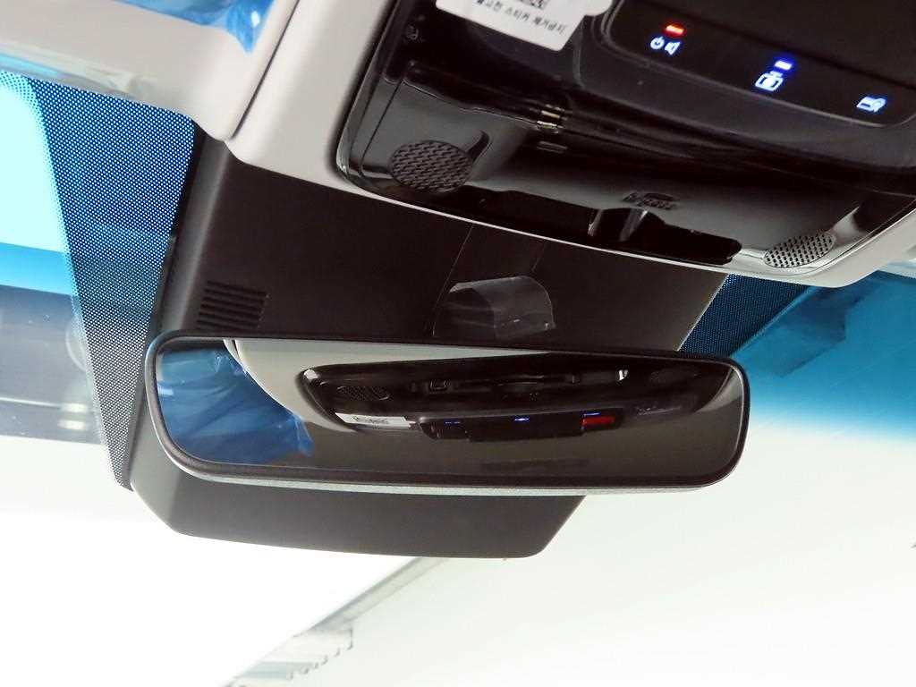 HYUNDAI Staria 2025 Blanco - Importación desde Corea - HF Imports Iquique - Foto 15