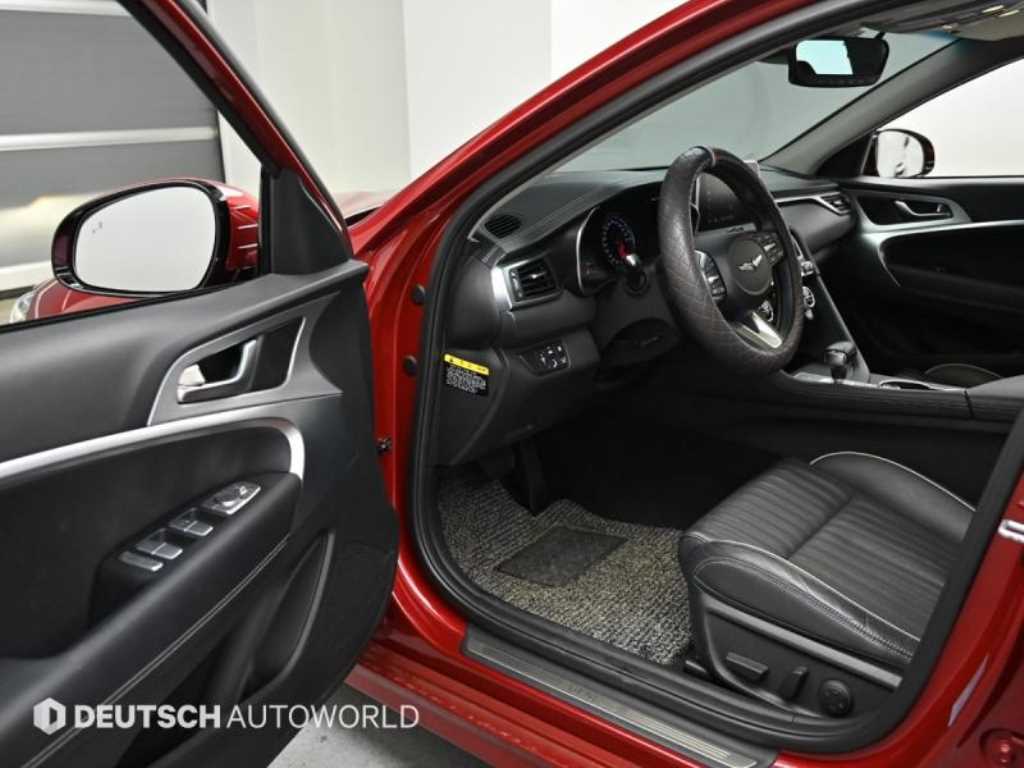 Genesis G70 - Vista 11