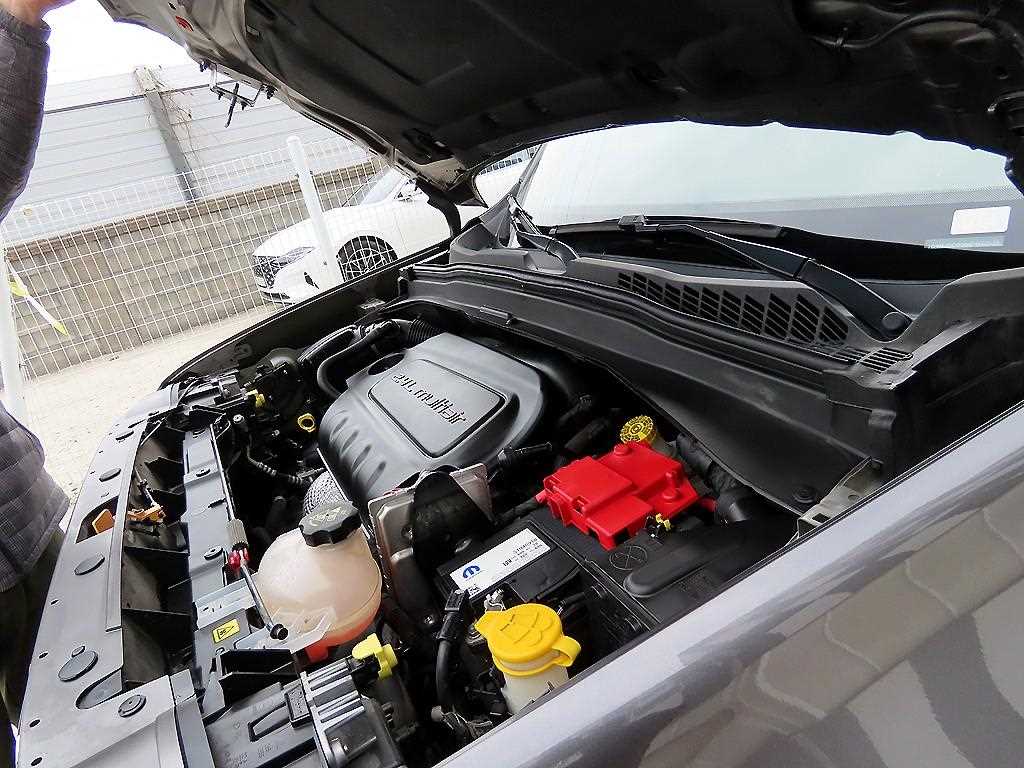 Jeep Renegade 2021 Gris - Importación desde Corea - HF Imports Iquique - Foto 19