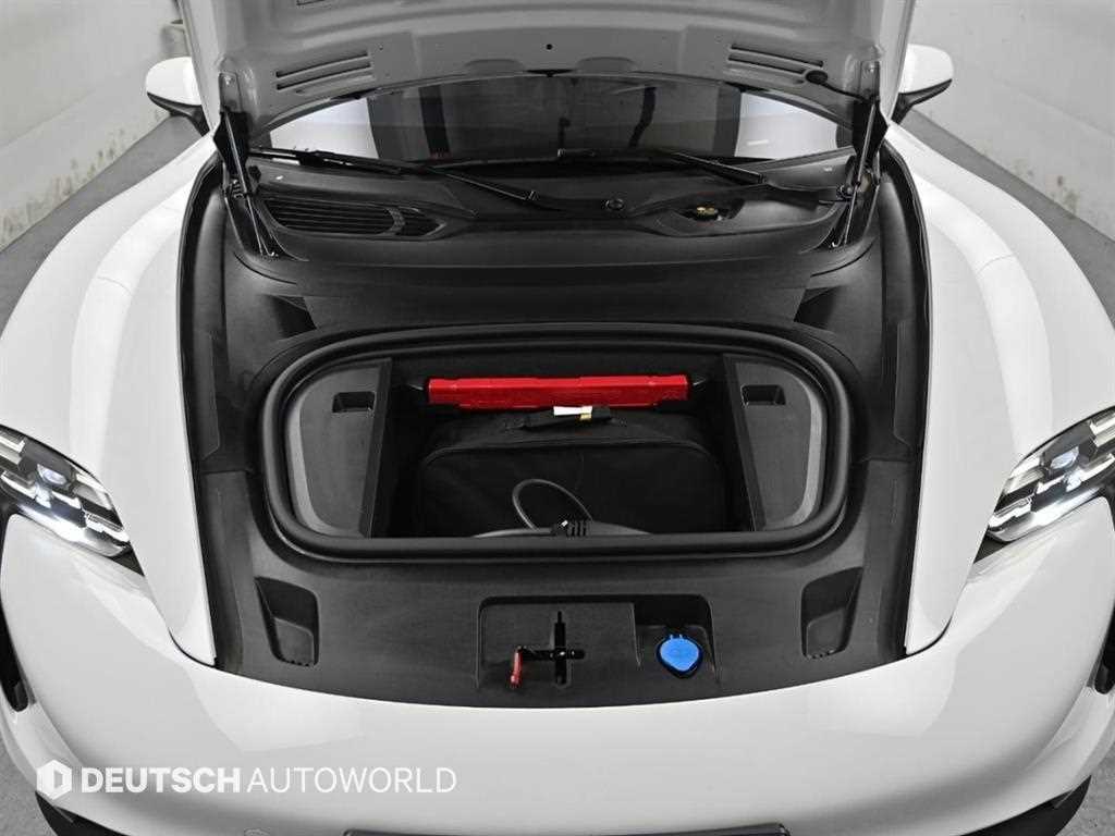 Porsche Taycan - Vista 6