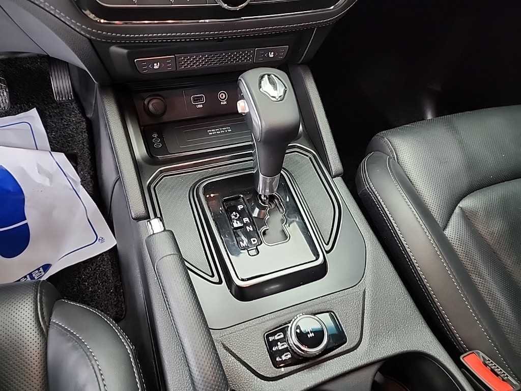 Ssangyong Rexton - Vista 8