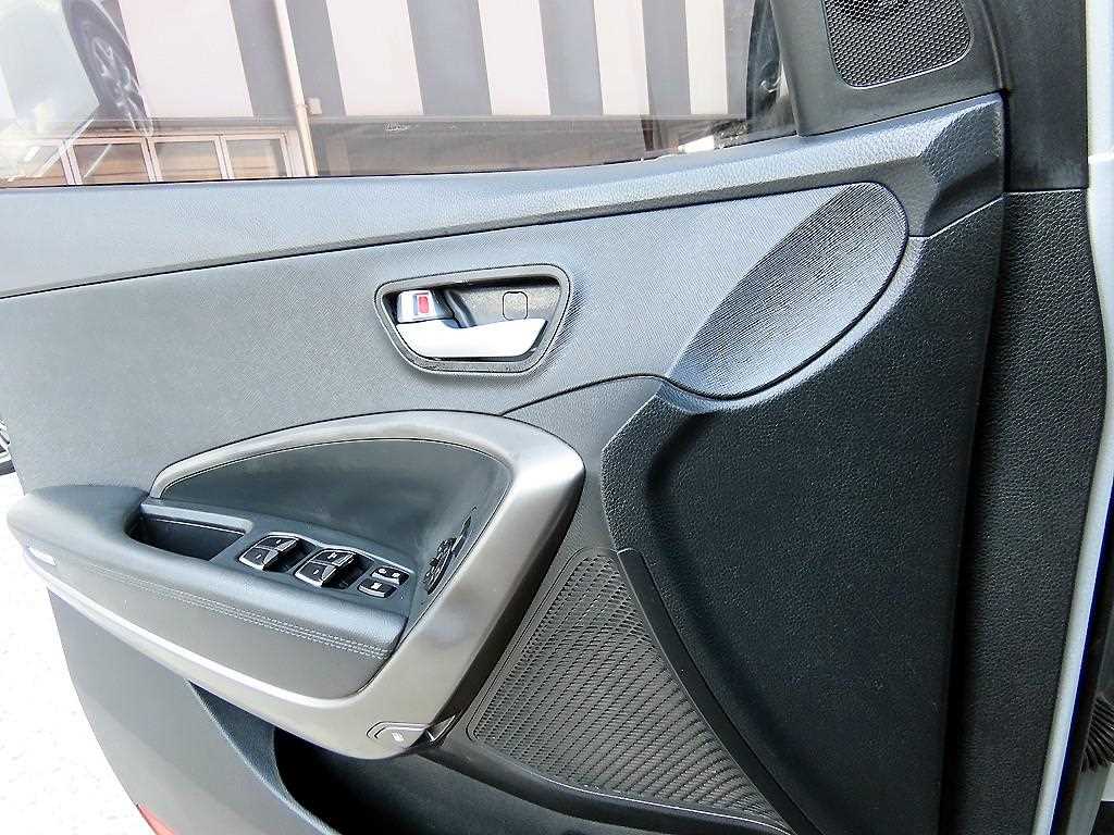 HYUNDAI Santa Fe - Vista 11