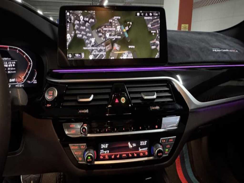 BMW 5 Series 2022 Blanco - Importación desde Corea - HF Imports Iquique - Foto 13