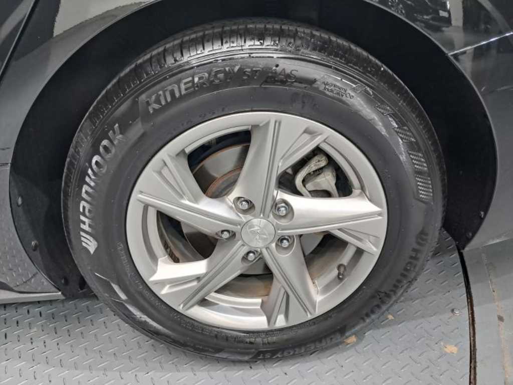 HYUNDAI Sonata - Vista 7