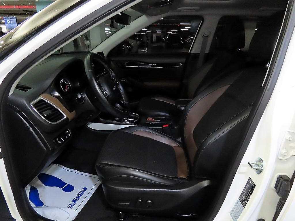 KIA Seltos - Vista 6