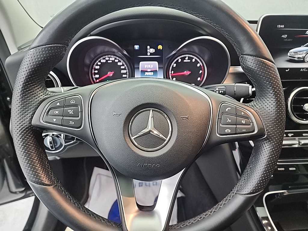 Mercedes Benz C Class - Vista 9