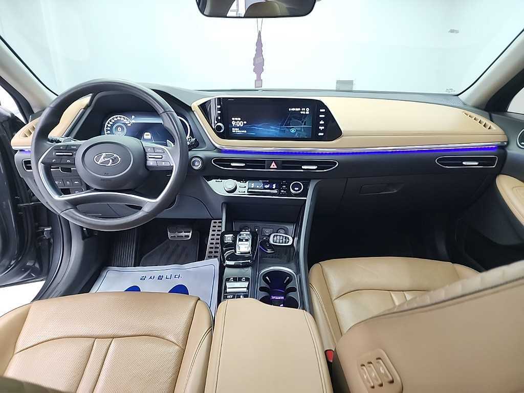 HYUNDAI Sonata - Vista 7