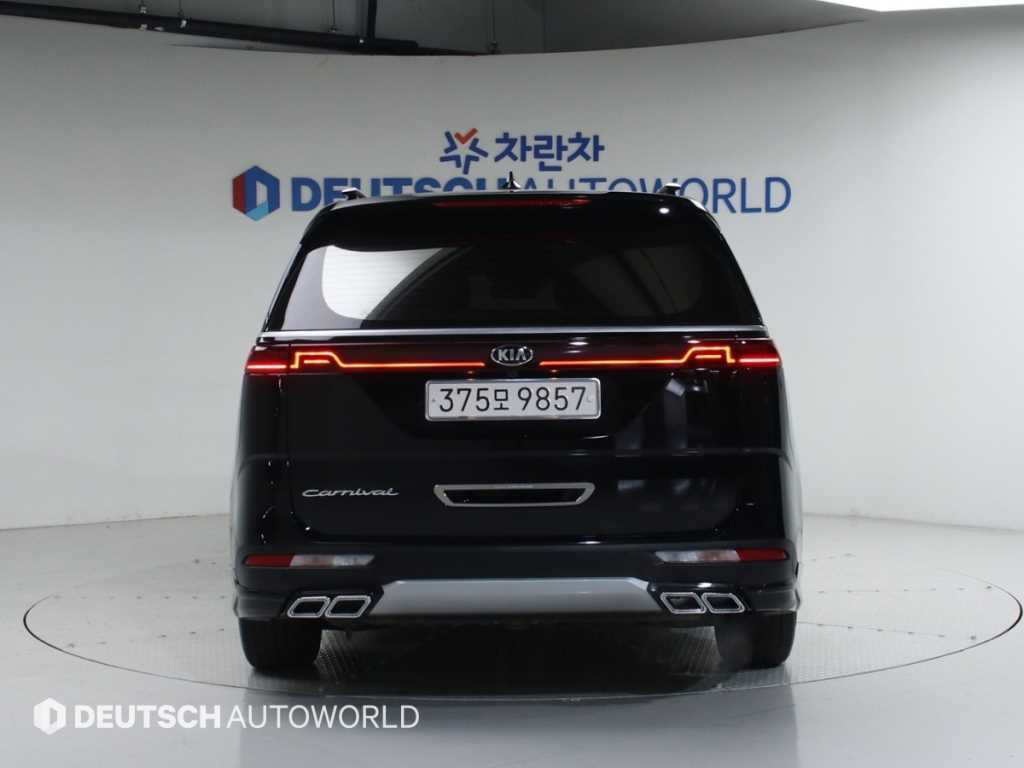 KIA Carnival - Vista 4