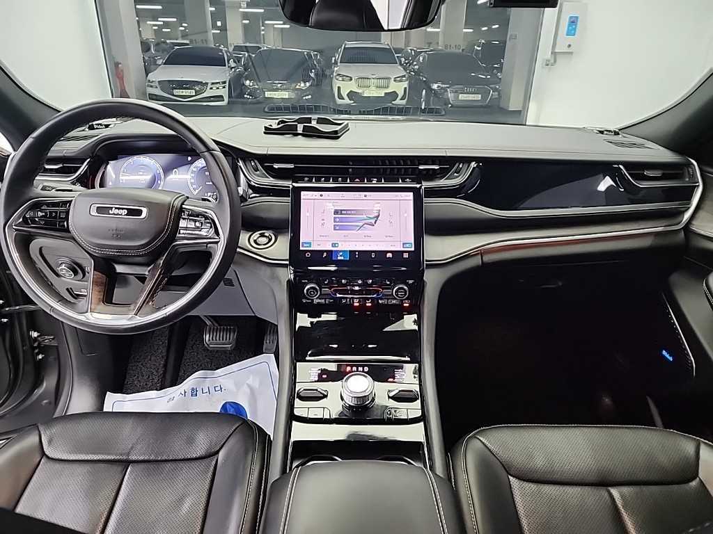 Jeep Cherokee - Vista 7