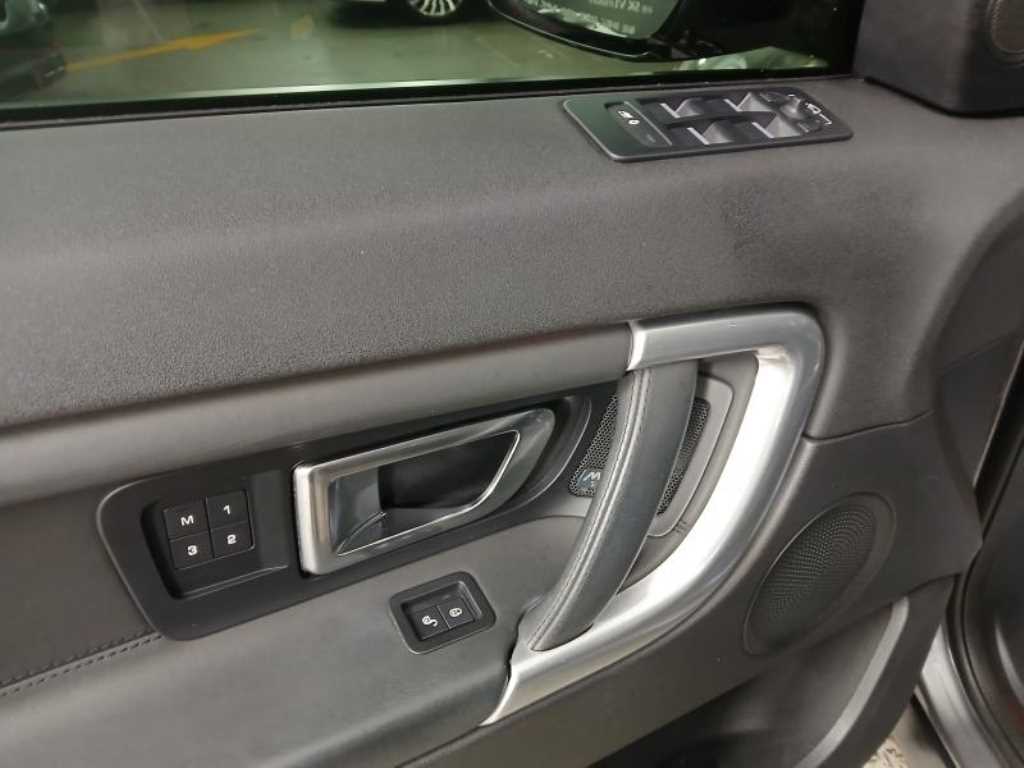 Land Rover Discovery Sports - Vista 10