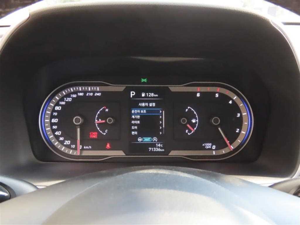 HYUNDAI Tucson - Vista 5