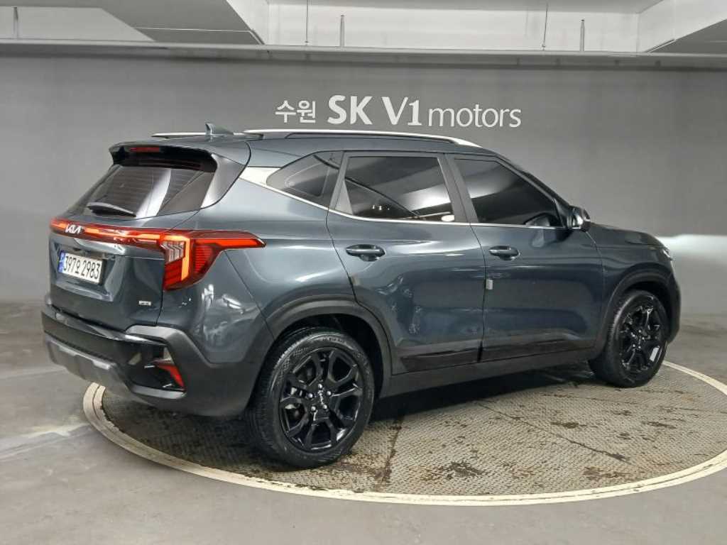 KIA Seltos - Vista 4