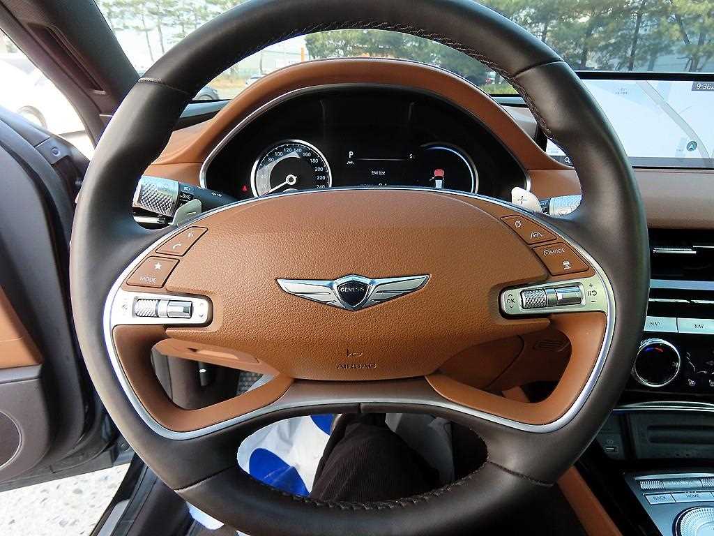 Genesis G80 - Vista 8