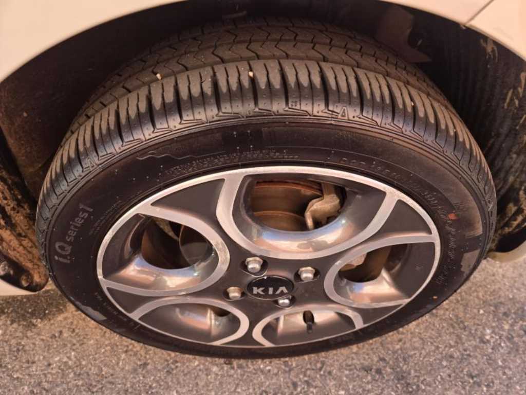 KIA Morning - Vista 8