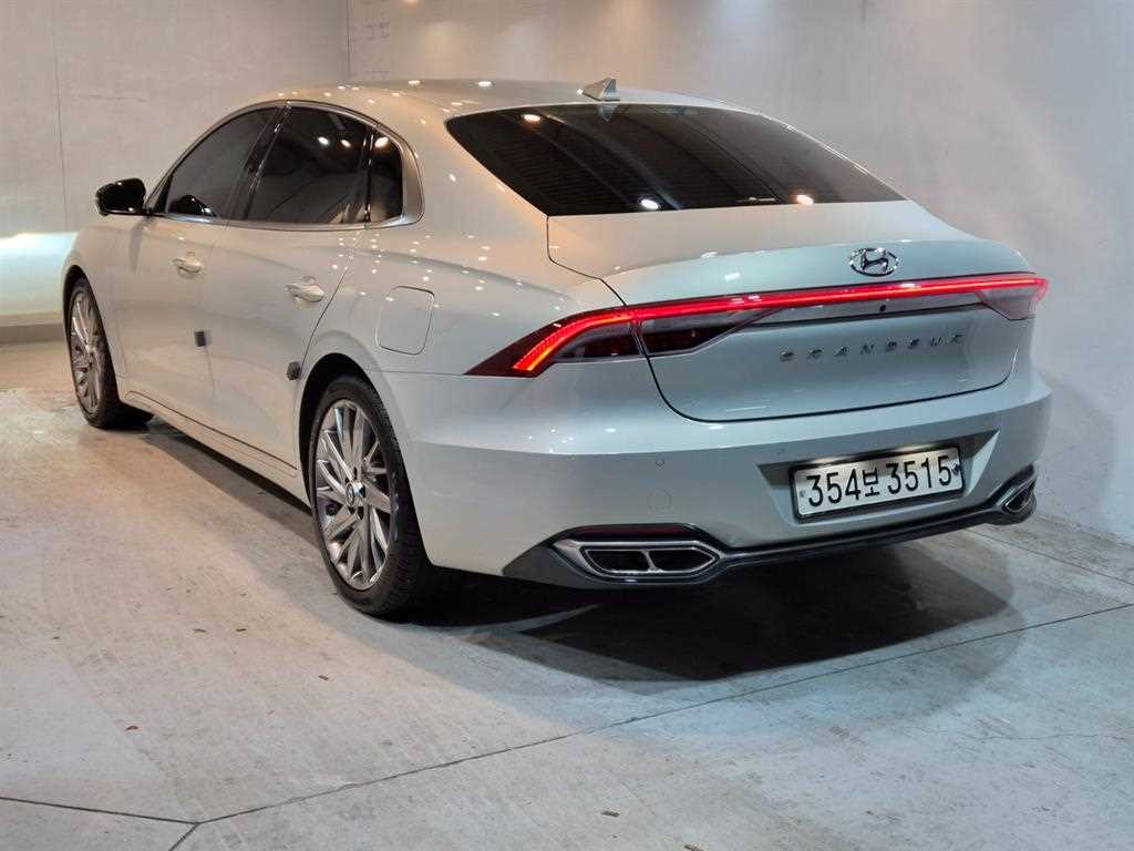 HYUNDAI Grandeur - Vista 4