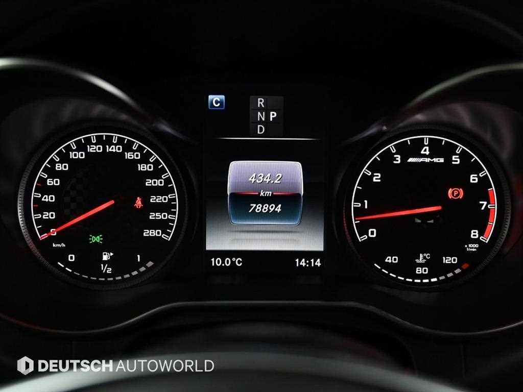 Mercedes Benz C Class - Vista 9