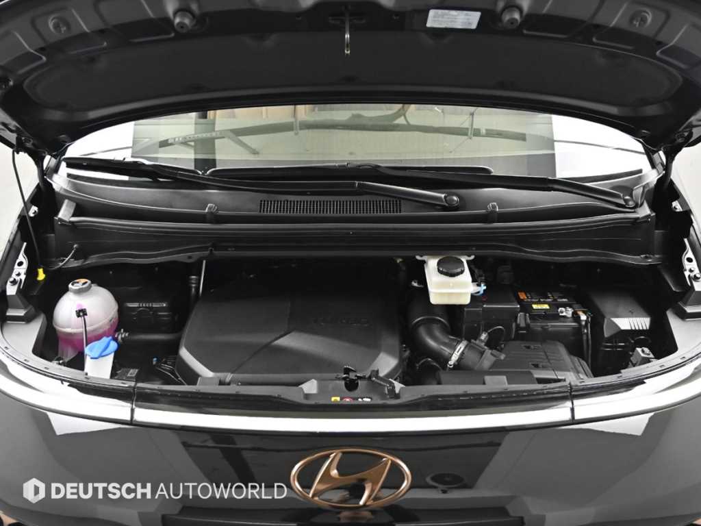 HYUNDAI Staria - Vista 6