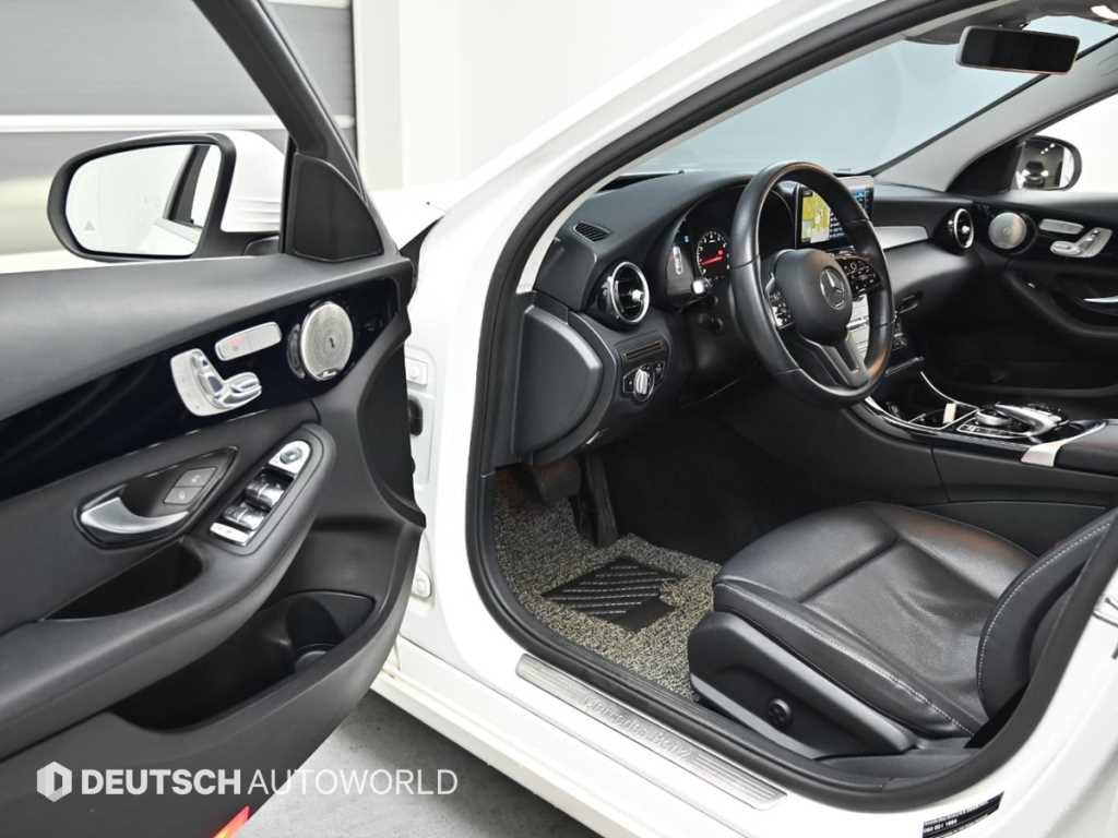 Mercedes Benz C Class - Vista 11