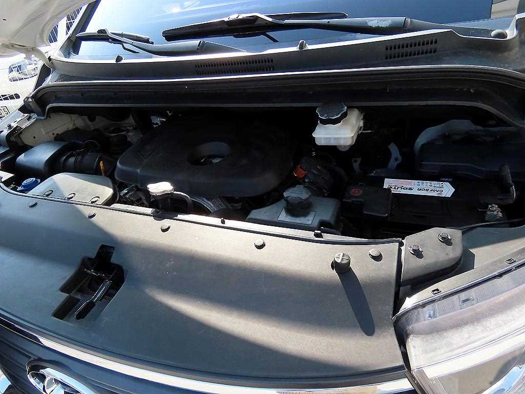 HYUNDAI Starex 2019 Blanco - Importación desde Corea - HF Imports Iquique - Foto 16