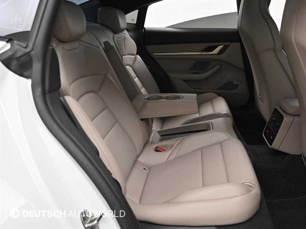 Porsche Taycan - Vista 11